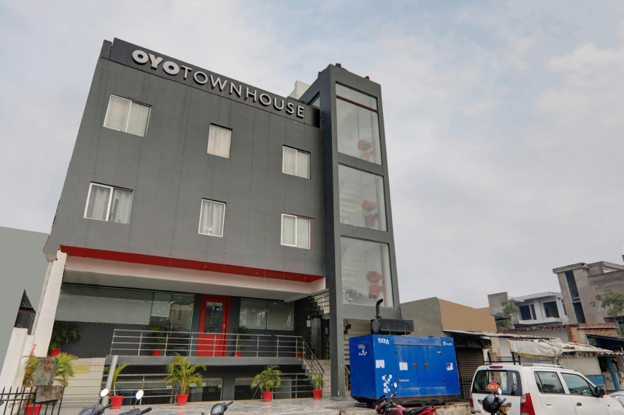 Bijnaur Townhouse The Shubham酒店 外观 照片